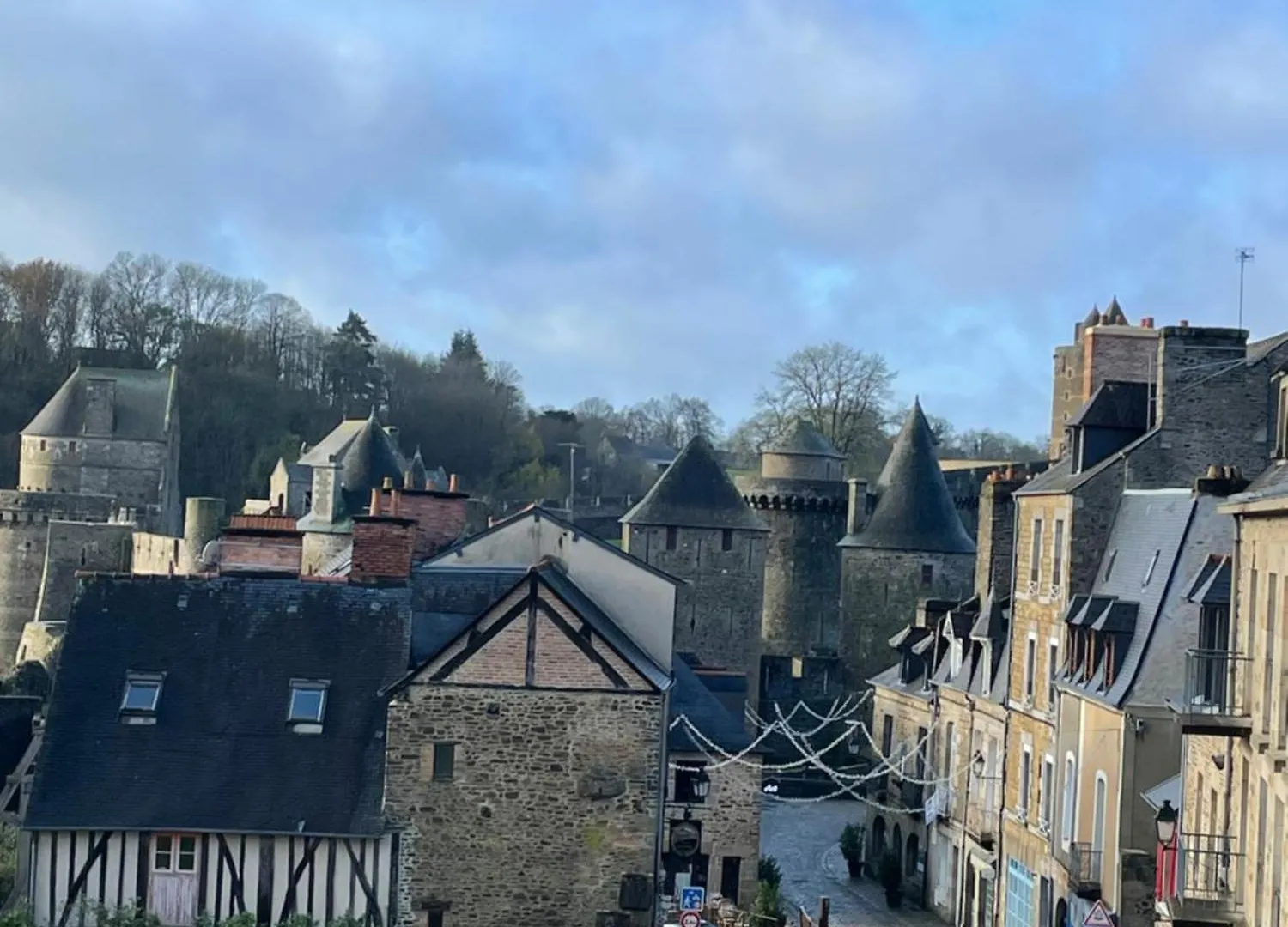 Le Relais Medieval Fougères 0*,  France